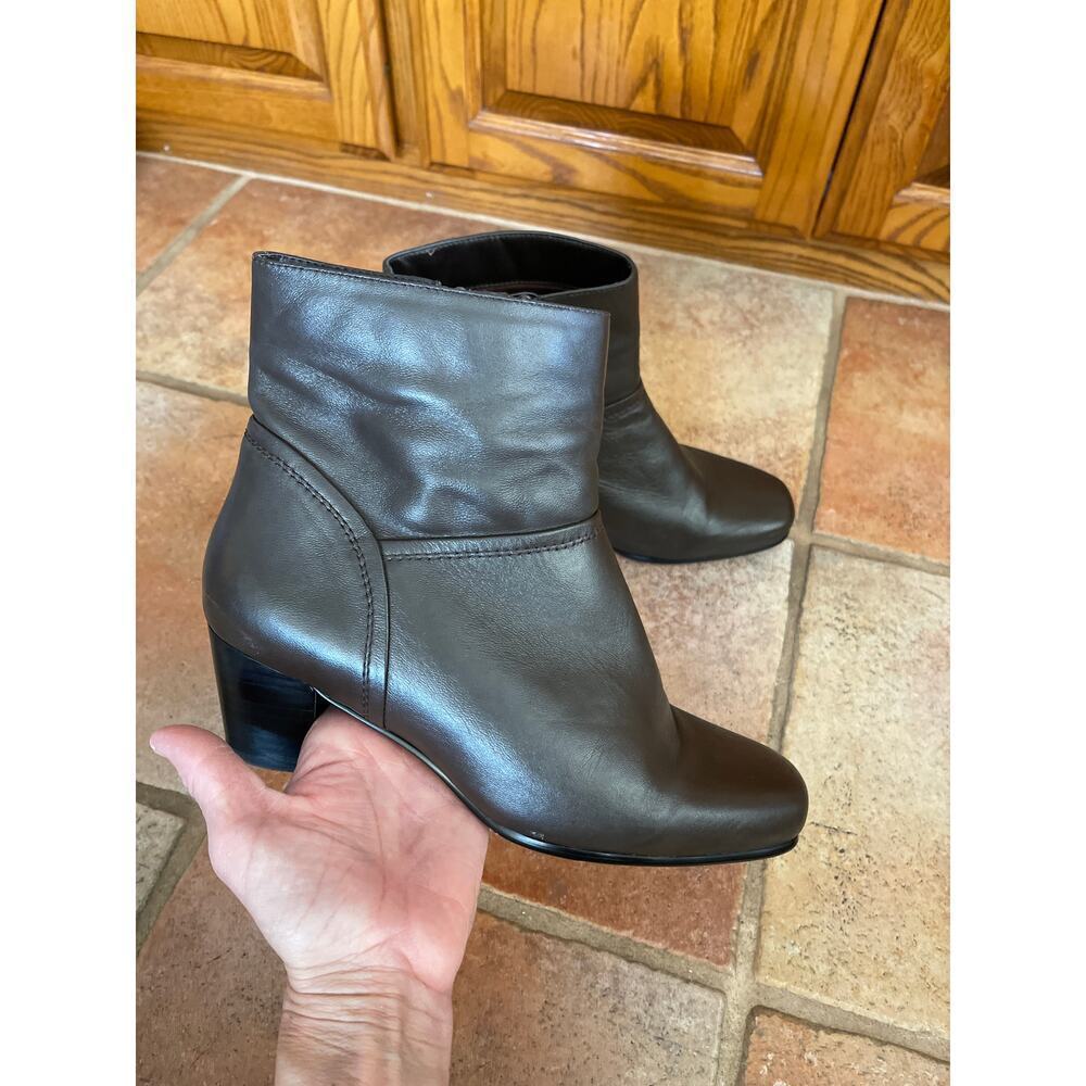 David Tate Model Brown Lambskin bootie size 10 - Picture 2 of 9